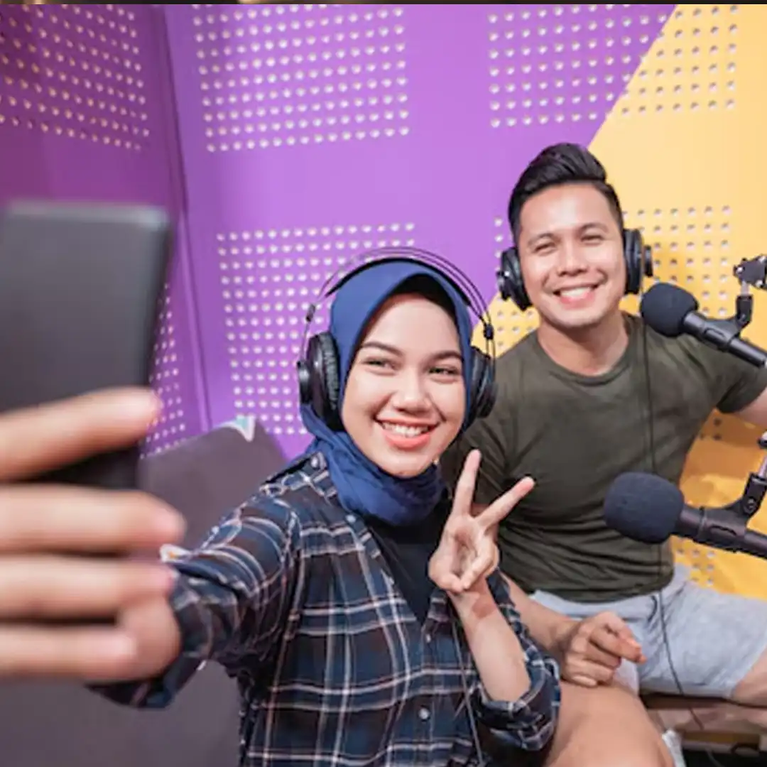 media dan komunikasi